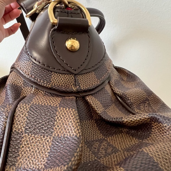 🔥🔥sold🔥🔥Authentic Trevi PM Size - Picture 12 of 17